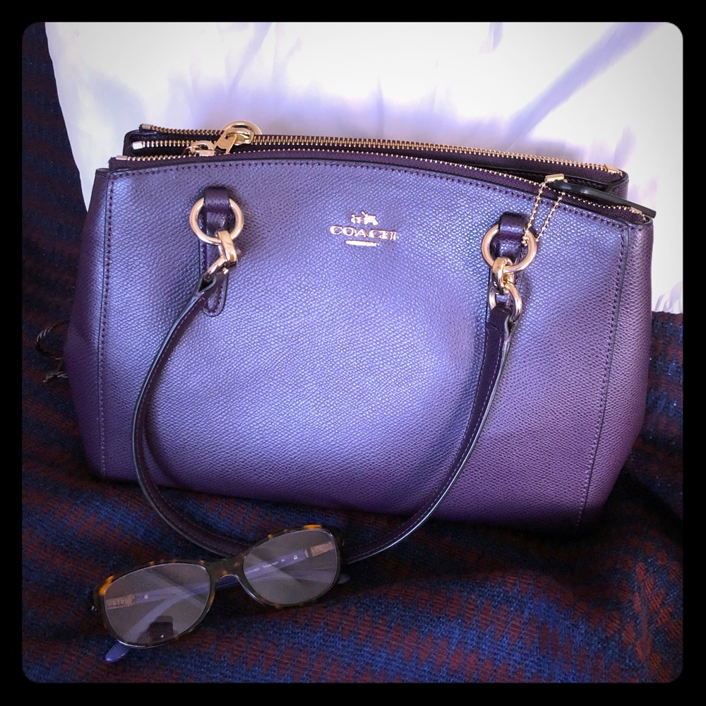 Authentic Coach leather satchel/ shoulder bag.